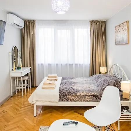 Appartamento Cozy 2bdrm Near & Free Street Parking *